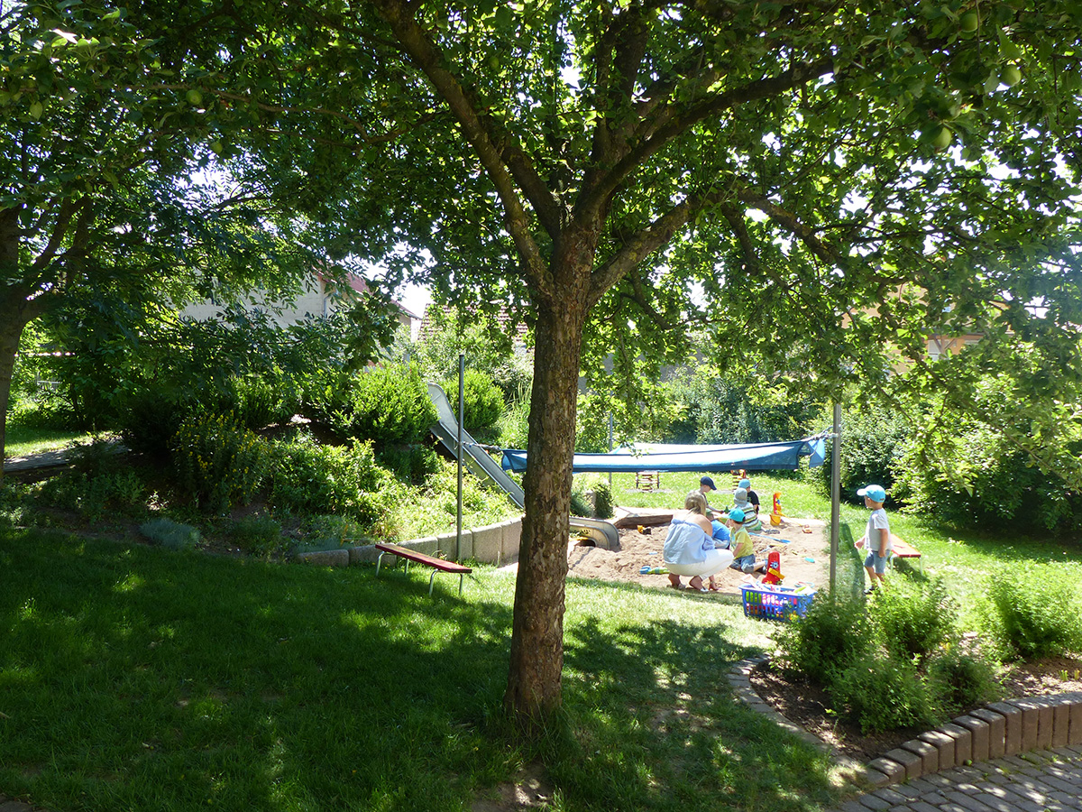  Kindergarten – Kindergarten Hausen Illustration 